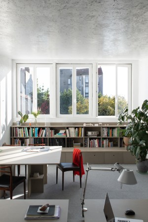 studio-i-architectes-montreuil-agencement-bureau-ame-nue-atelier-nyima-marin-01